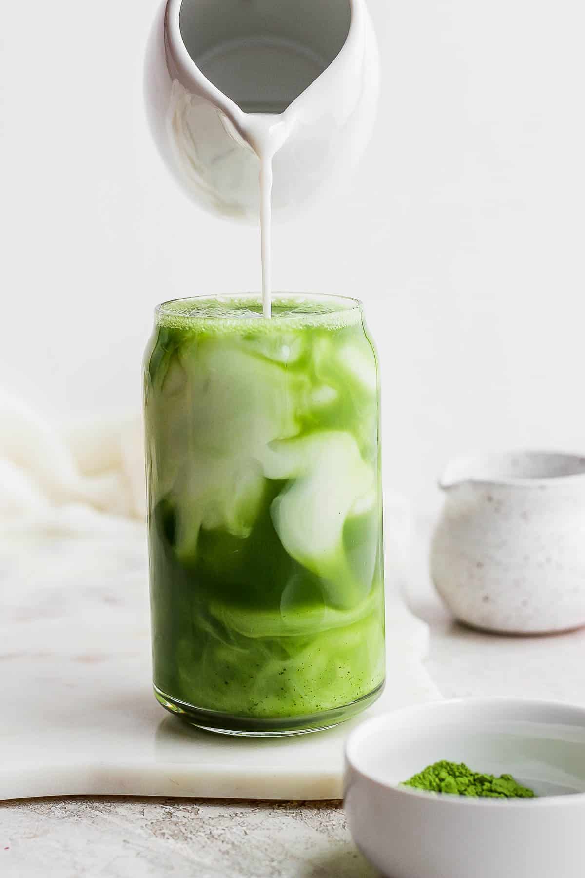 De populairste matcha recepten voor de zomer van 2026